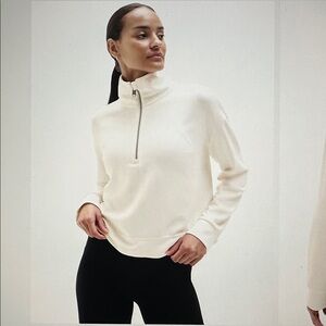 Athleta Seasoft Qquarter Zip Magnolia White Size Medium NWT
